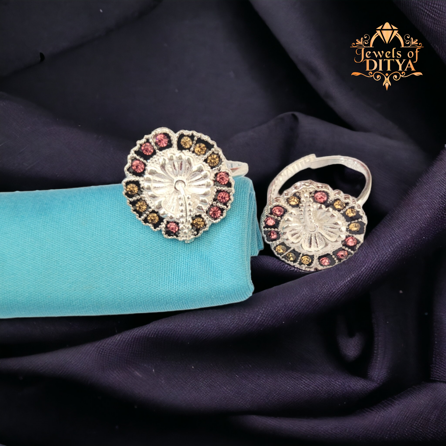Micro Ad Intricated Mayuri Silver Toe Ring