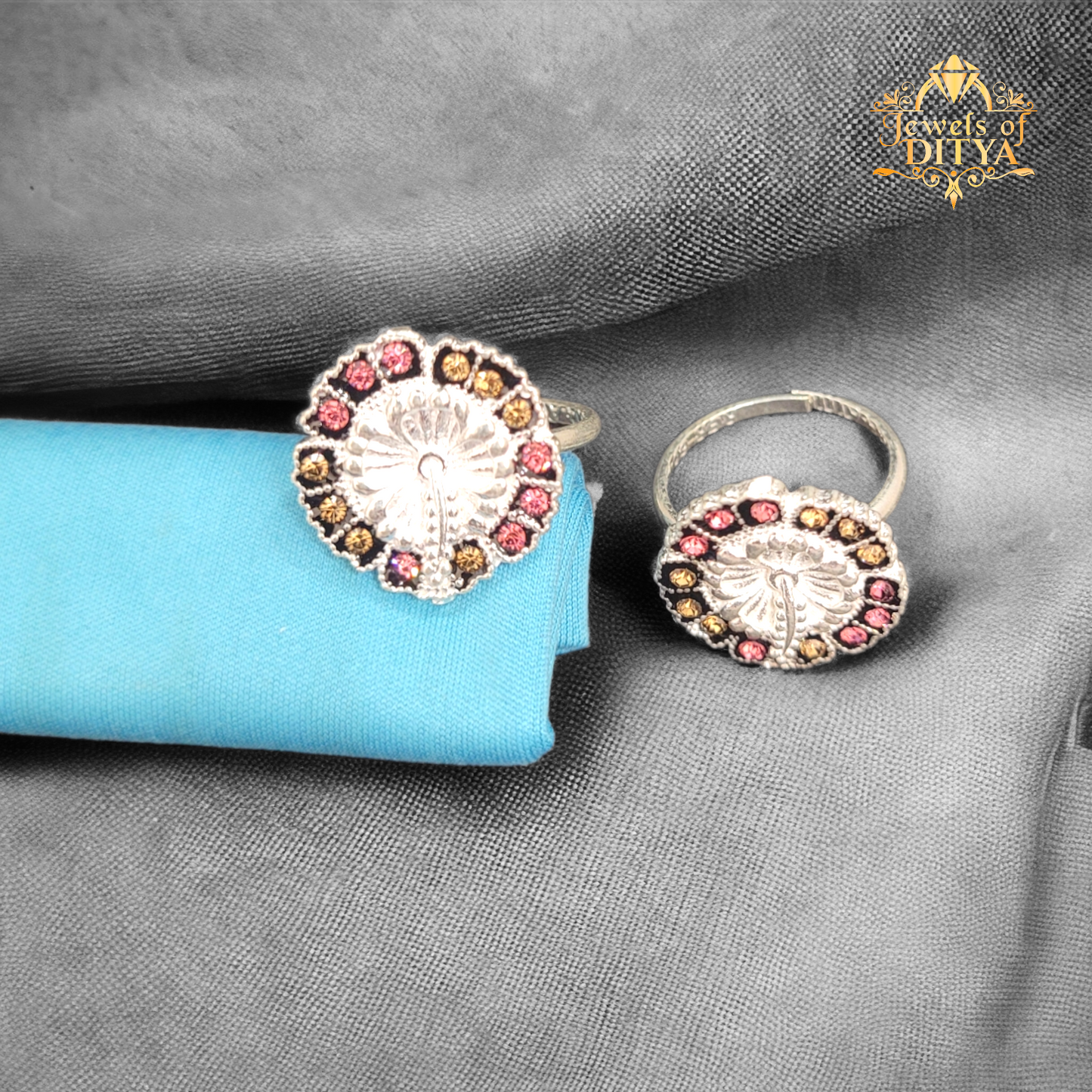 Micro Ad Intricated Mayuri Silver Toe Ring