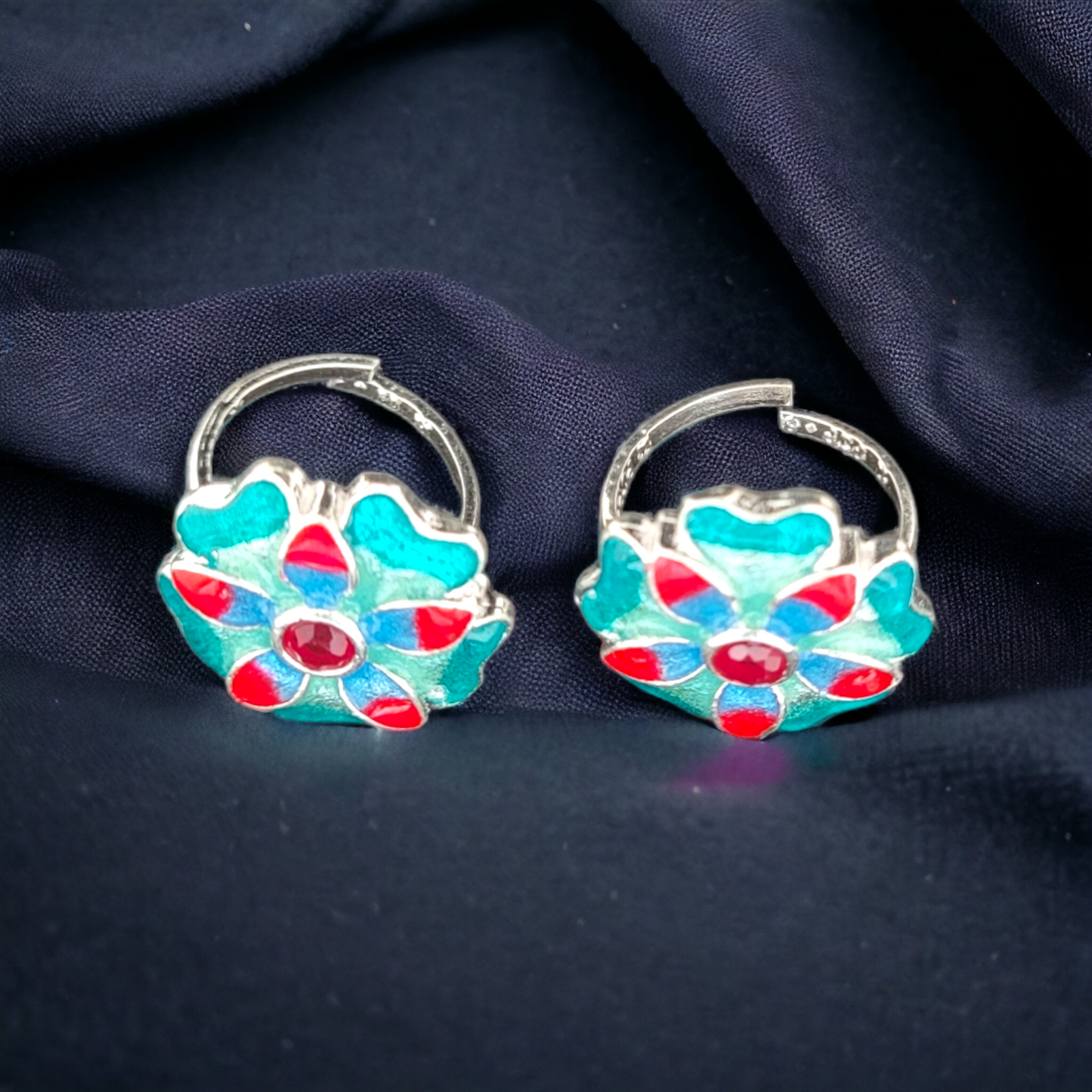 Beautiful colored Antique Toe Ring