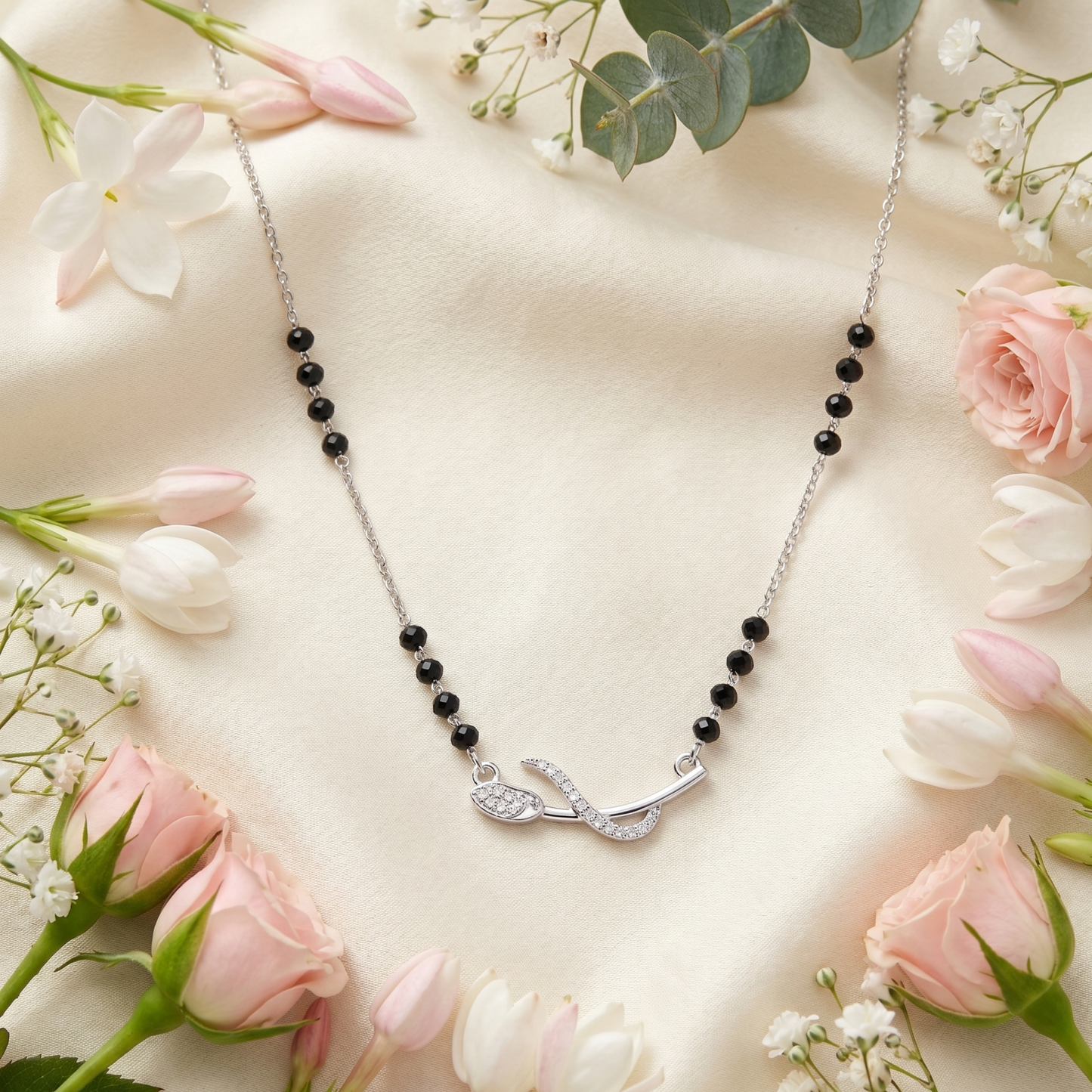925 Silver Delicate Vine Mangalsutra | Jewels of Ditya