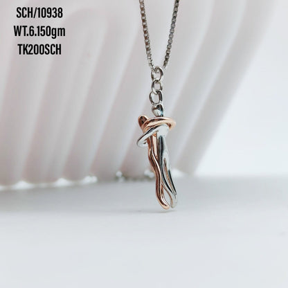 Couple Hug Pendant Chain in 925 Silver