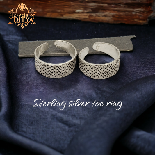 Pure Silver Everyday Intricate Toe Ring